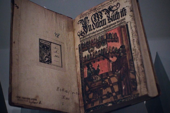 Obr. 2 Josef Mánes, Exlibris pro Vojtěcha rytíře Lannu, dřevoryt, 1868.Foto Jiří Švestka.jpg